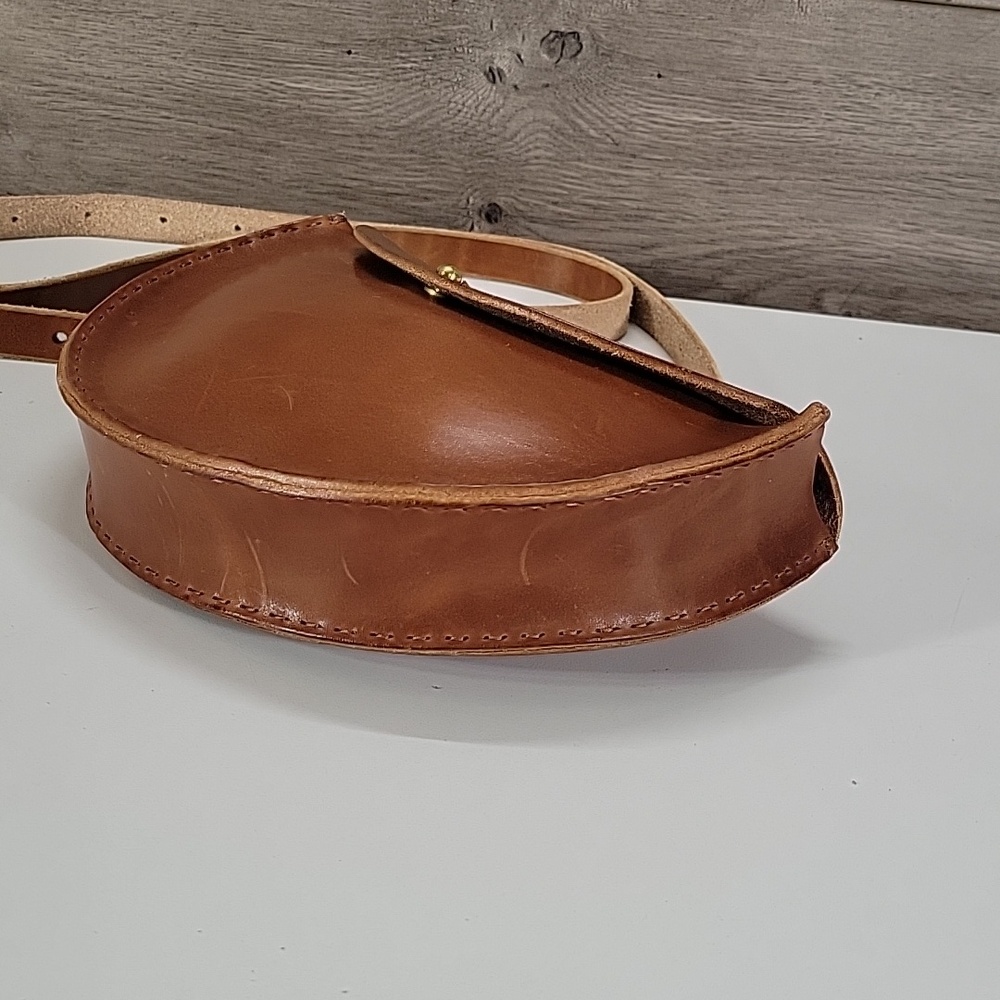 Tree Fairfax Brown Leather Half-Moon Belted Waist Bag - Picture 7 of 11